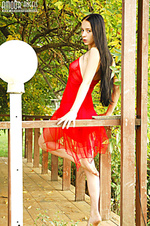 Top teen models taking off her dress