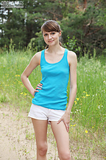 Slim russian girls female free erotic girl pictures