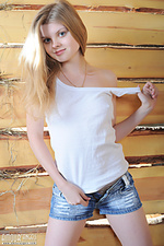 Gorgeous free pics teens euro teen erotica tiny stunnings nudeie