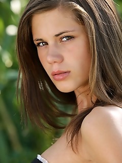 Erotica lady hq erotica pics erotic girl teen softcore photography gallery free naked pictures of celebrities all met art teens