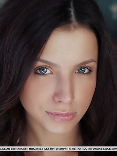 Huge erotic tits free virgin female pics free adult female free naked beauty angels