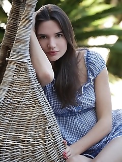 Erotica teenage girls naked russian free female photography