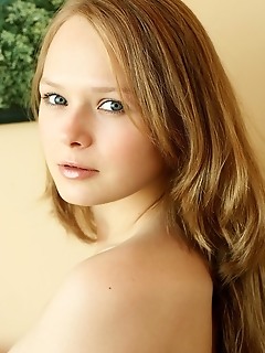 Erotica girls in the nude erotica girls natural tits