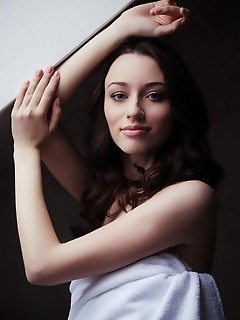 Free nude photos of women sweet erotic nudes russian female pics teen met art erotic pictures