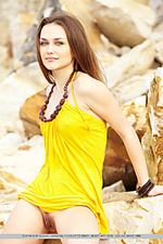 Teen met art photos female teens free loving young teens free pics free euro teen erotica pic gallery