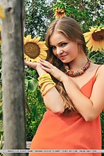 Free teen thumbnail pics met art teen skin free big softcore photography gallerys innocent female pics