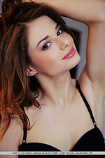 Free daily teen female pictures russian phone met art free pictures of naked babes free nude met art pics