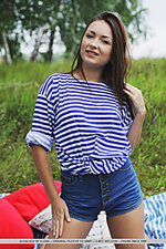 Young beautiful young sweetheart sensually goddess girls teen sex 14 divine woman adult met art